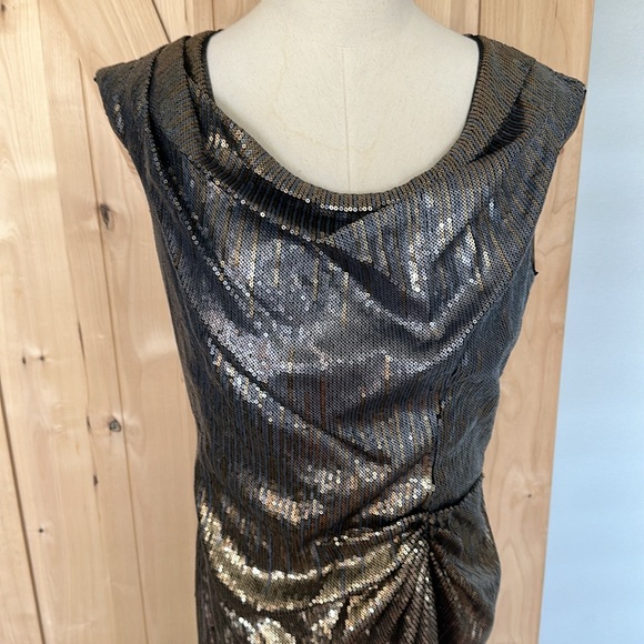 Tadashi Shoji Gorgeous Gunmetal Evening Gown Sequins Sz 14 - Picture 3 of 9